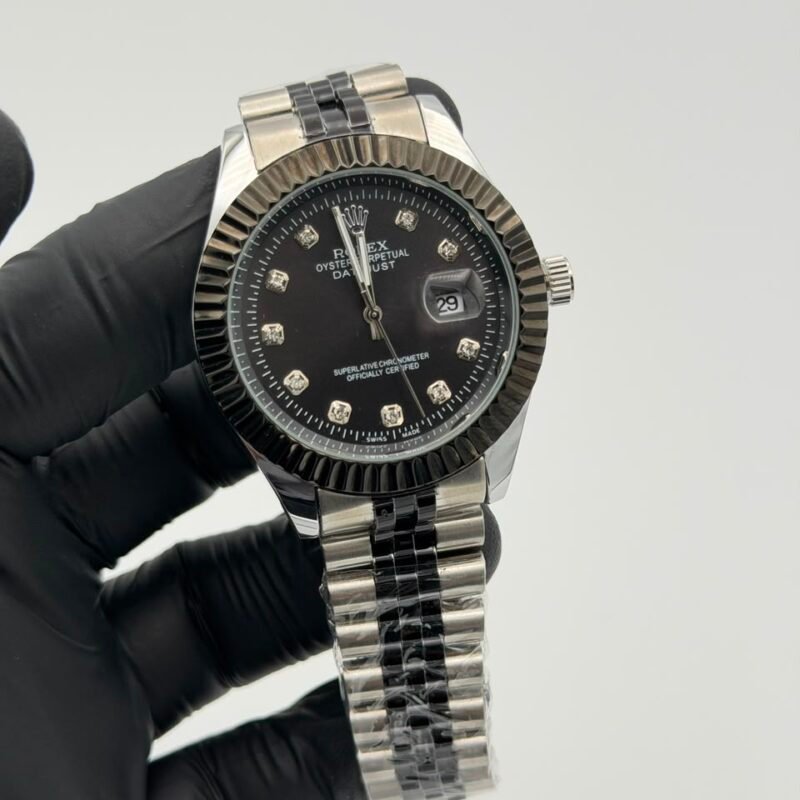 Black Dial Silver Watch – Fluted Bezel & Crystal Markers