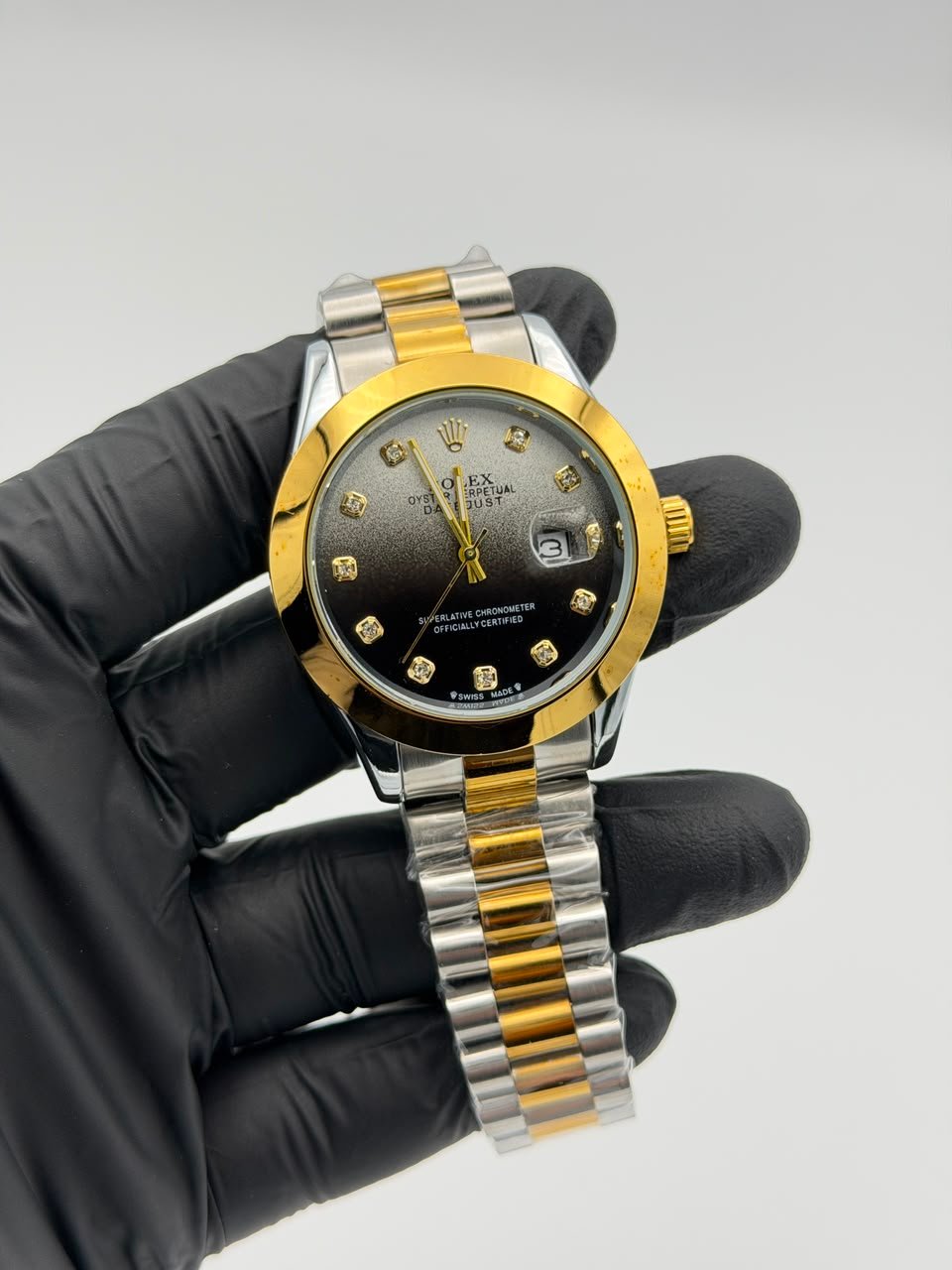 Black Gradient Dial Two-Tone Watch – Gold & Silver Bracelet