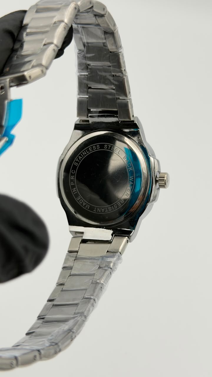 Black Textured Dial Silver-Tone Integrated Quartz Watch - Image 5