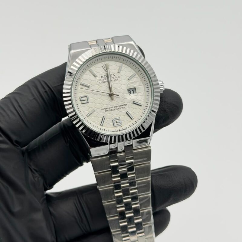 White-dial-semi-automatic-watch-with-stainless-steel-Jubilee-bracelet.jpeg White Dial Semi-Automatic Watch – Jubilee Bracelet