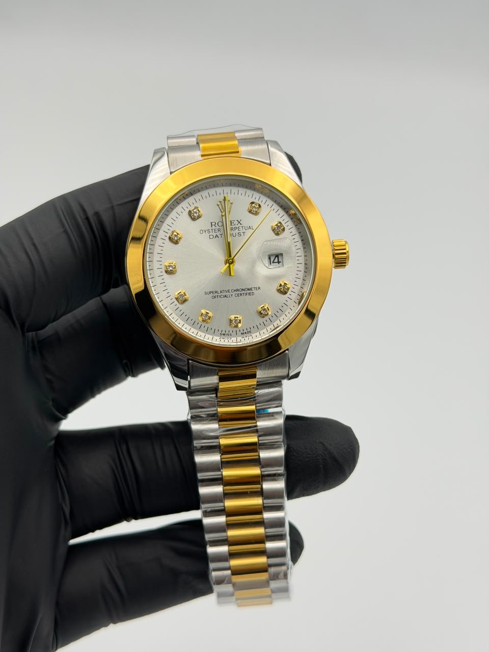 White Dial Two-Tone Watch – Gold & Silver Bracelet